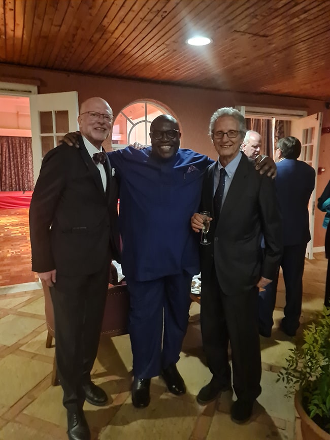 Bernd Nußbickel, Tom Amolo und der stellvertretende Botschafter des Malteserordens in Kenia